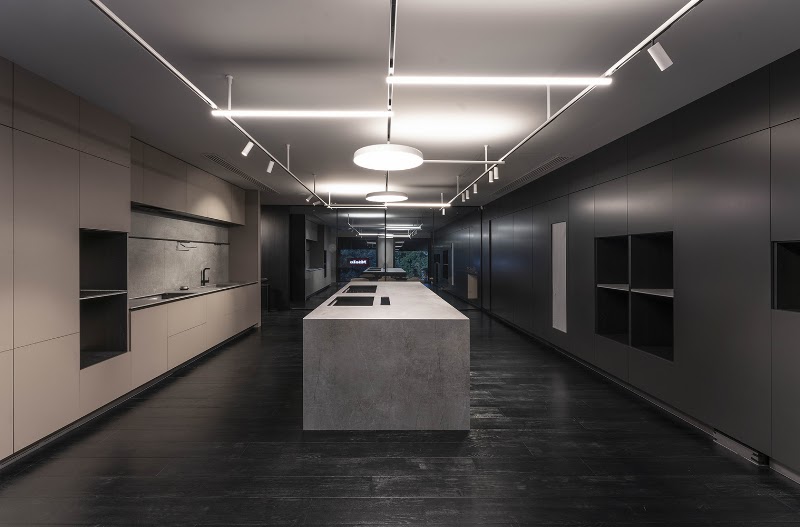 Minotti Flagship by Schaller, Bogota — photograph by Mateo Pérez for DE NUTTE STUDIO