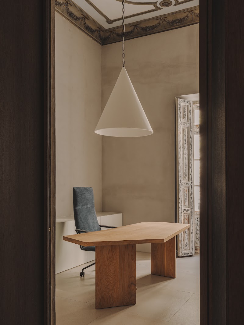 BP Law Offices, Valencia — photograph by Oleh Kardash for DE NUTTE STUDIO