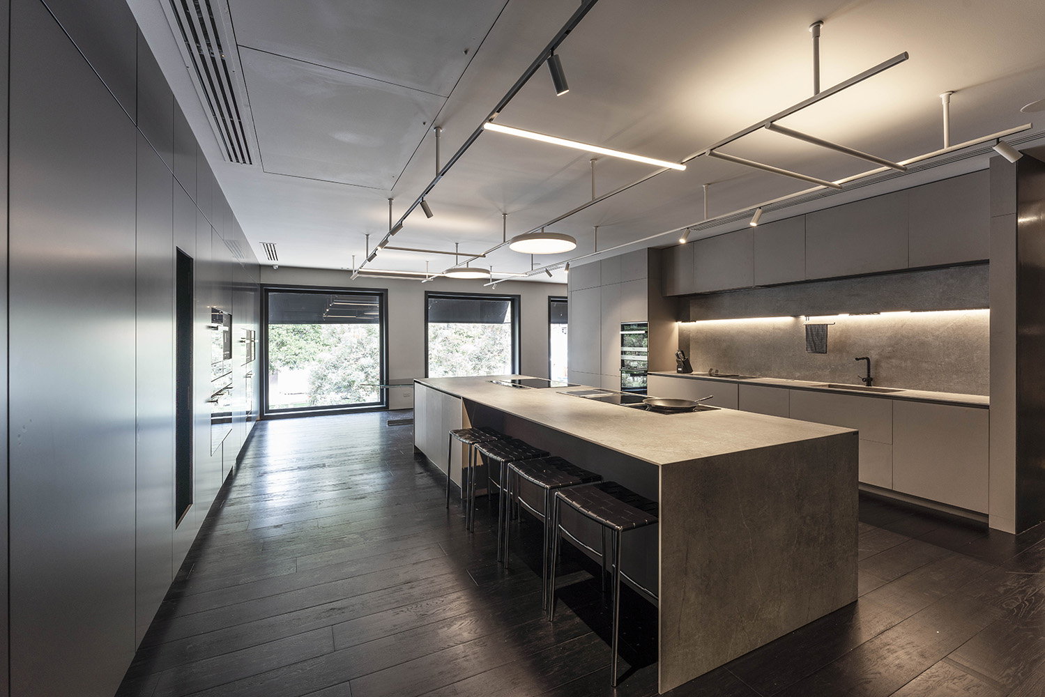 Minotti Flagship Bogotá by Schaller