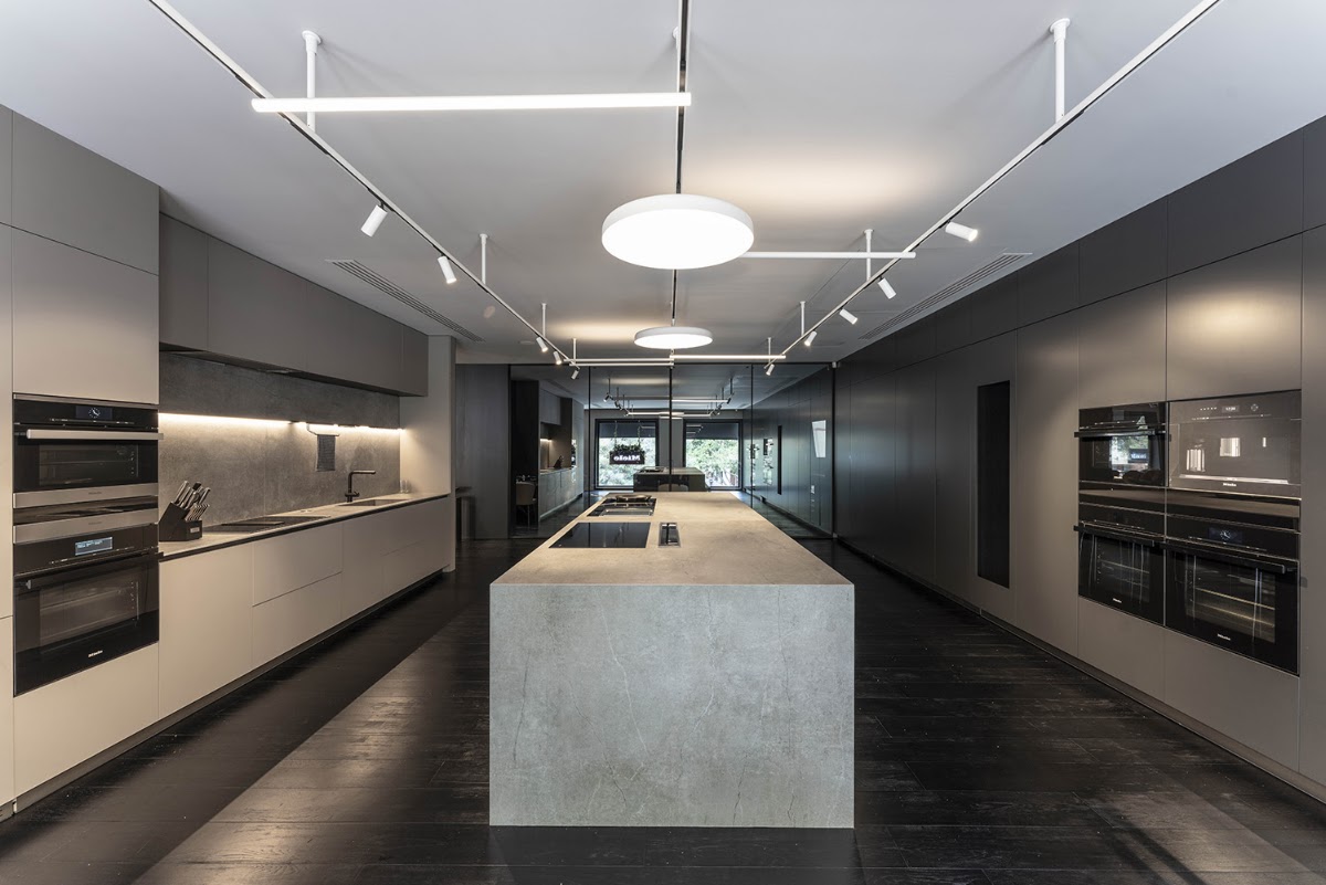Minotti Flagship by Schaller, Bogota — photograph by Mateo Pérez for DE NUTTE STUDIO